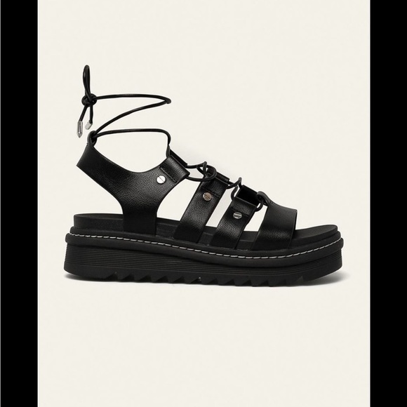 Aldo Shoes - Aldo's black laced up sandals
